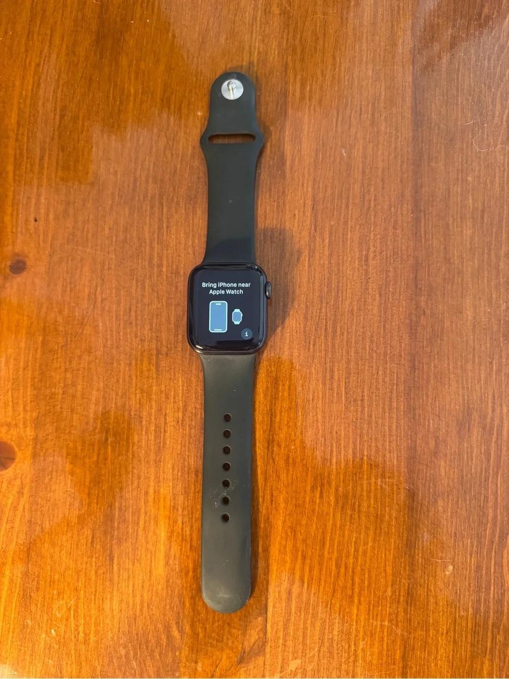Apple Watch Series 6 40mm with green Sport Band - Black